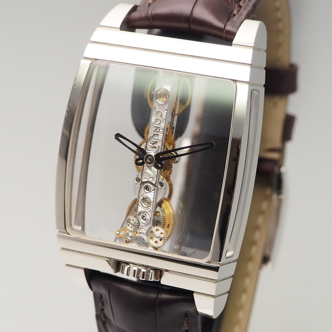 Corum Golden Bridge WG18k/750 113.550.59, Box+Papiere