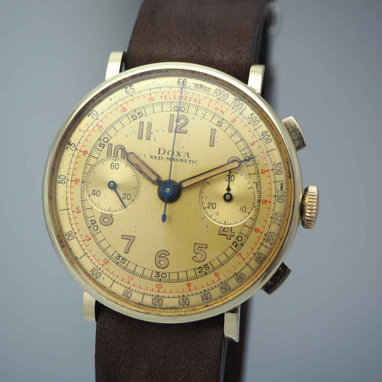 Doxa Chronograph Vintage Gold 14K/585, Valjoux 22