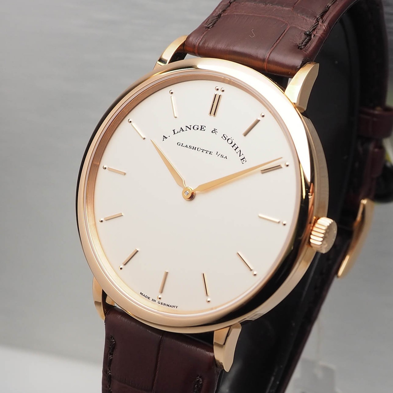 A. Lange &amp; Sohne Saxonia Thin Ref: 211.032, B&amp;P, NEU